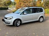 Volkswagen Touran 2.0 TDI Comfortline BlueMotion Tech C... - Volkswagen Touran aus 2011: Bluemotion