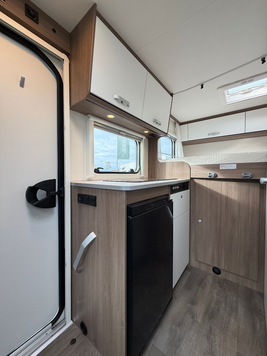 Fahrzeugabbildung Carado V-132 pro+ 7.822 € SPAREN !