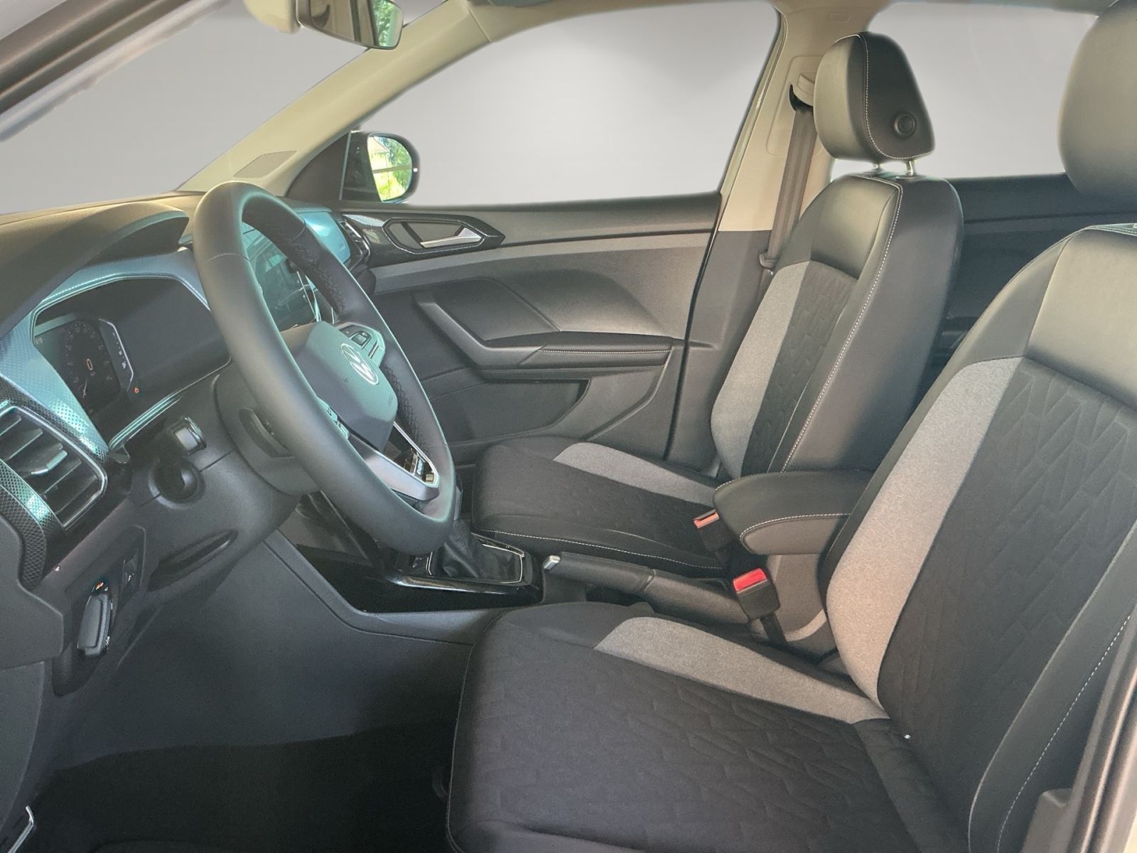 Volkswagen T-Cross - Bild 8