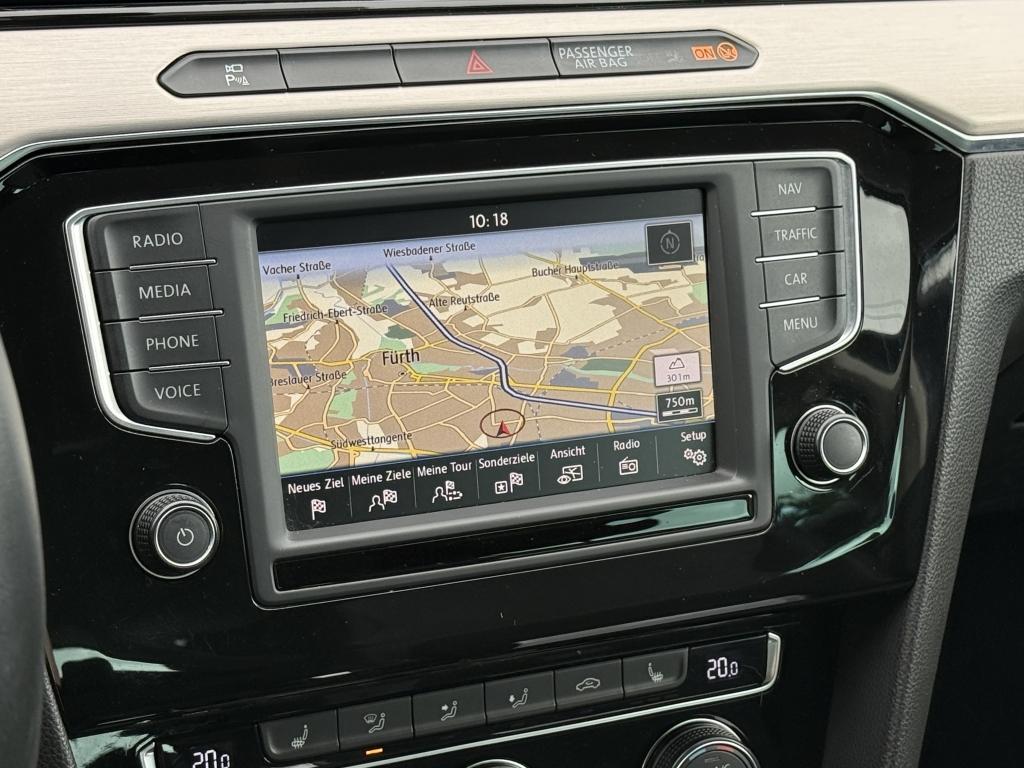 VOLKSWAGEN PASSAT R-LINE - 239 CV - HIGHLINE - 4MOTION - BVA - ALCANTARA