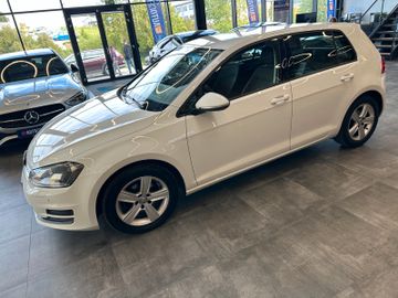MYAUTOCENTER – Gebraucht- und Jahreswagen mit Werkstattservice in Pfaffenhofen Volkswagen Golf VII *TÜV0228*STHZ*KLIMA*NAV*PDC*BLTH*CD*