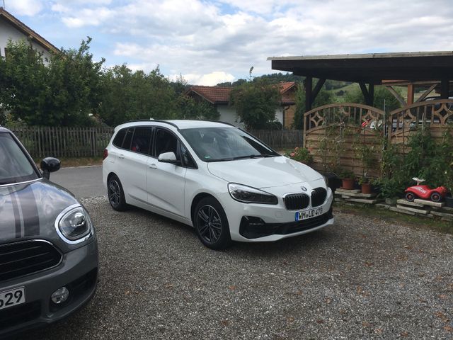 BMW 220 Gran Tourer 220i Steptronic Sport Line S...