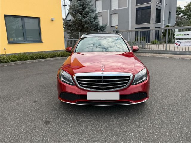 MERCEDES-BENZ C 220 d 4MATIC T Autom. -