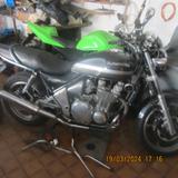 Kawasaki ZR1100 - KAWASAKI 1995