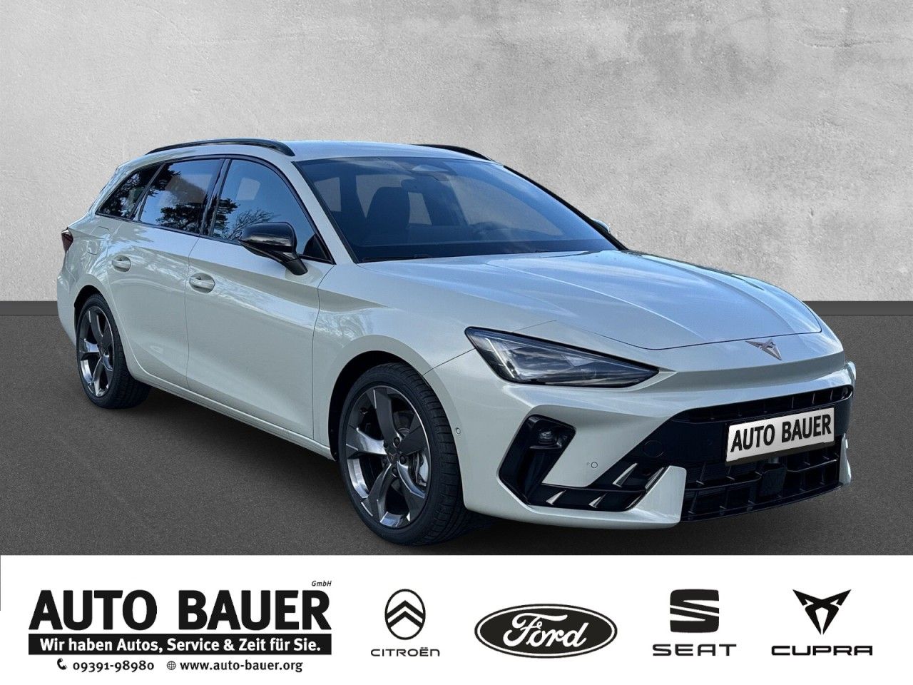 Fahrzeugabbildung CUPRA Leon Sportstourer 1.5 e-Hybrid 150 kW - mit KI generiert/bearbeitet