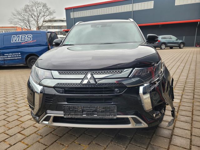 Mitsubishi Outlander PHEV Top 4WD Leder SD