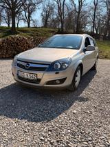 Opel Astra Sports Tourer 1.6 INNOVATION 85kW INNO... - Opel Astra aus 2010: Sports