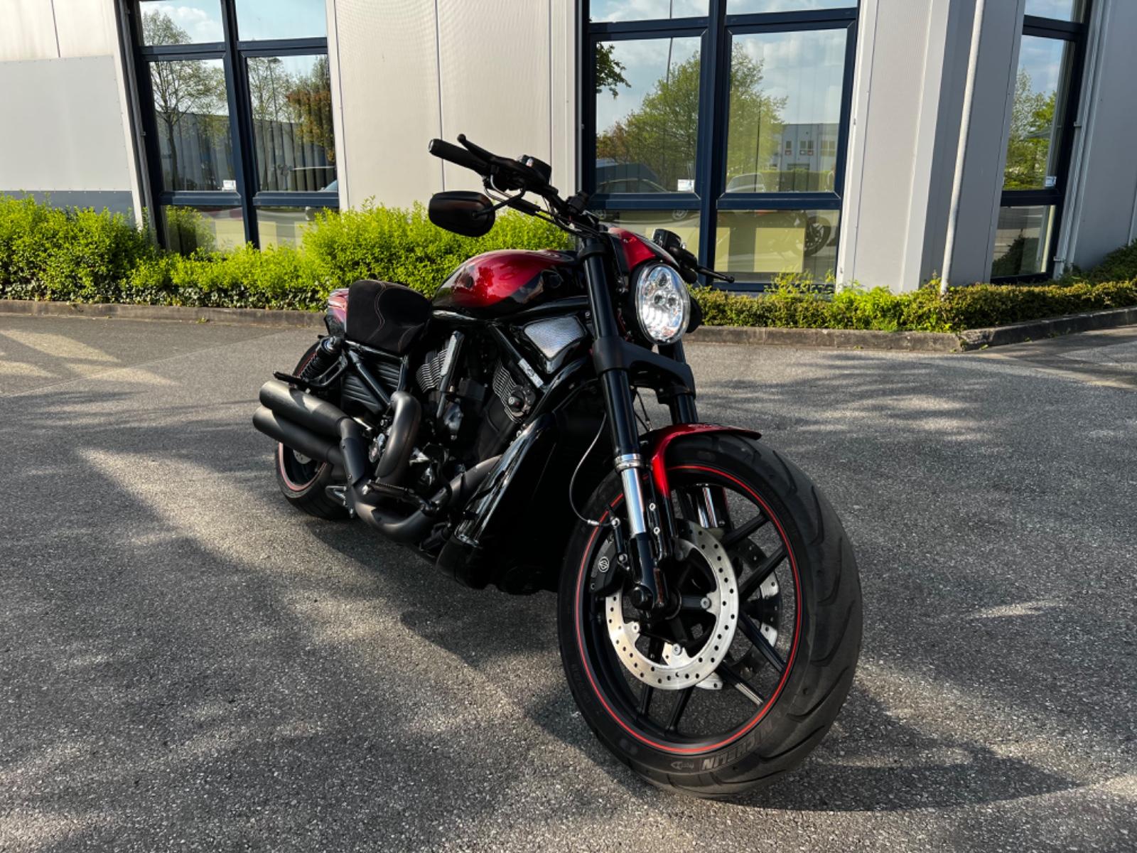 Harley-Davidson VRSCDX*UMBAU*NIGHT ROD SPECIAL*CUSTOM