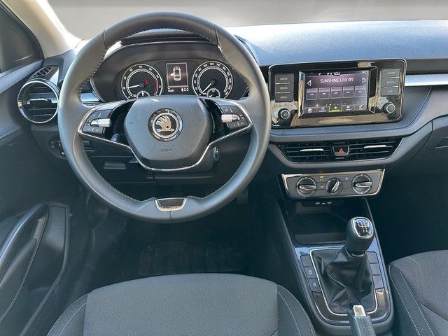 Fahrzeugabbildung SKODA Fabia 1.0l Selection LED+TEMPOMAT+++