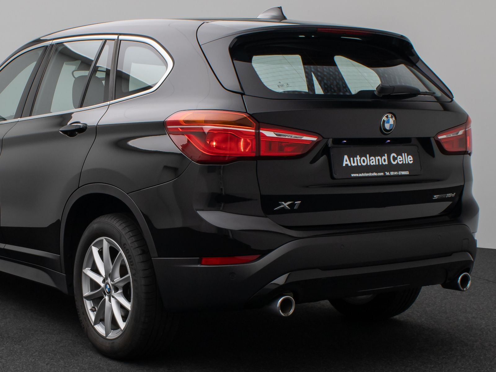 Fahrzeugabbildung BMW X1 sD18d Parkassist DAB Navi DrivAssis PDC Sport