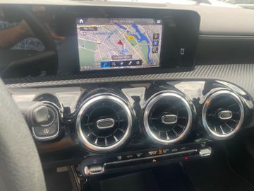 Mercedes A 180 - 12