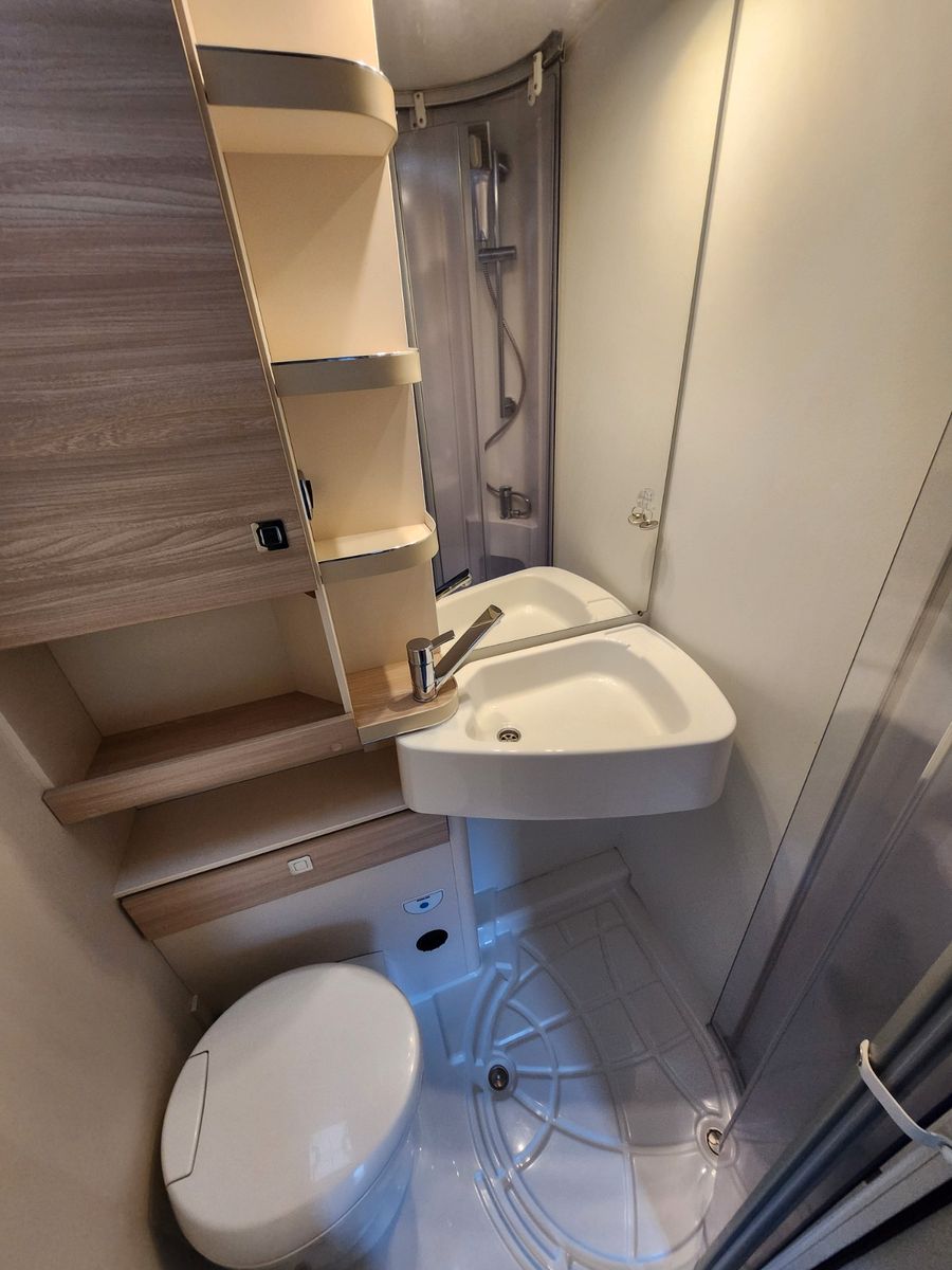 Fahrzeugabbildung Eura Mobil Activa One 570 HS *SCHAUSONNTAG 11-16 UHR*