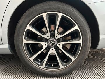 Mercedes E 220 - 10