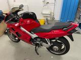 Honda VFR 800 FI - HONDA VFR800 FI