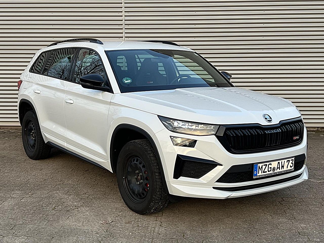 Fahrzeugabbildung SKODA Kodiaq RS 2.0 TSI DSG 4x4 ACC Navi AHK Kamara