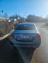 Mercedes-Benz E 220 d Autom. - - Mercedes-Benz E 220 Gebrauchtwagen in München