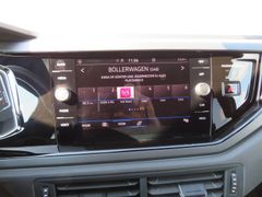 VW Taigo 1.5 TSI R-Line DSG RFK IQ.Light CarPlay VW Taigo 1.5 TSI R-Line DSG RFK IQ.Light CarPlay