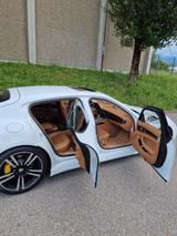 Porsche Panamera GTS  VOLL - Porsche Panamera mit Benzin-Antrieb: Limousine