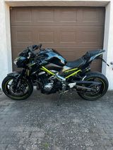 Kawasaki Z900 - KAWASAKI SCHWARZ MOTORRAD