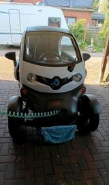 Renault Twizy Akku Reichweite ca 120 km - Renault Twizy aus 2012