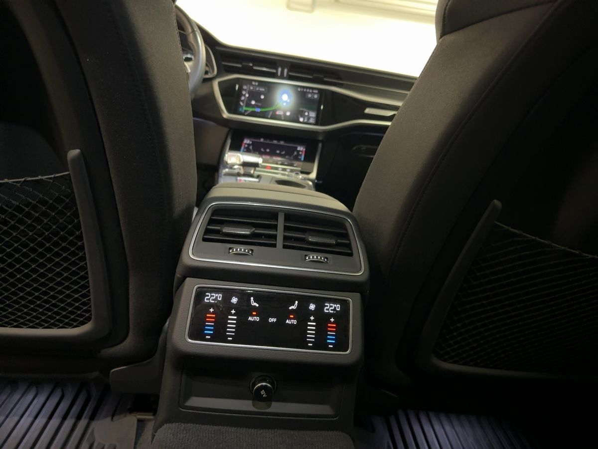 Audi A6 - Bild 22