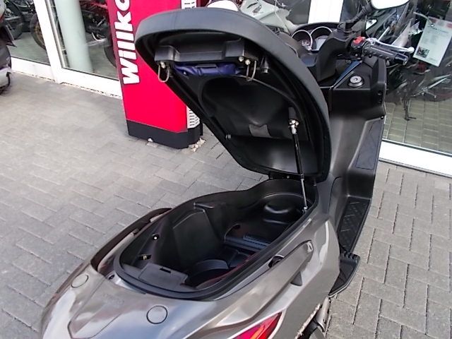 Kymco Downtown 300i