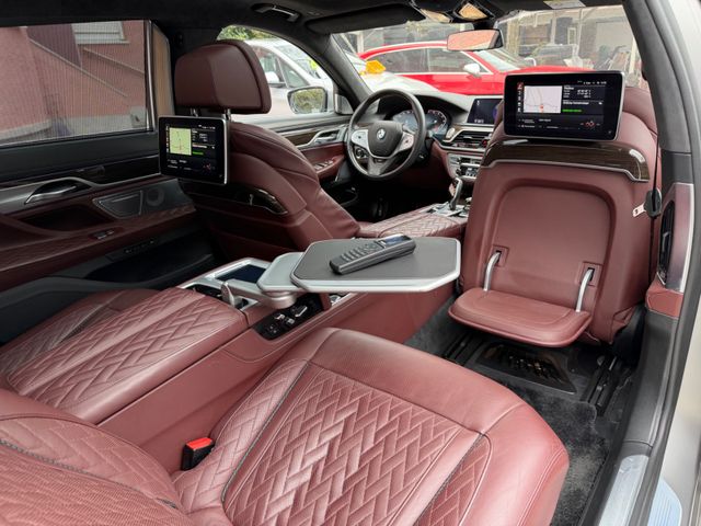 BMW 760