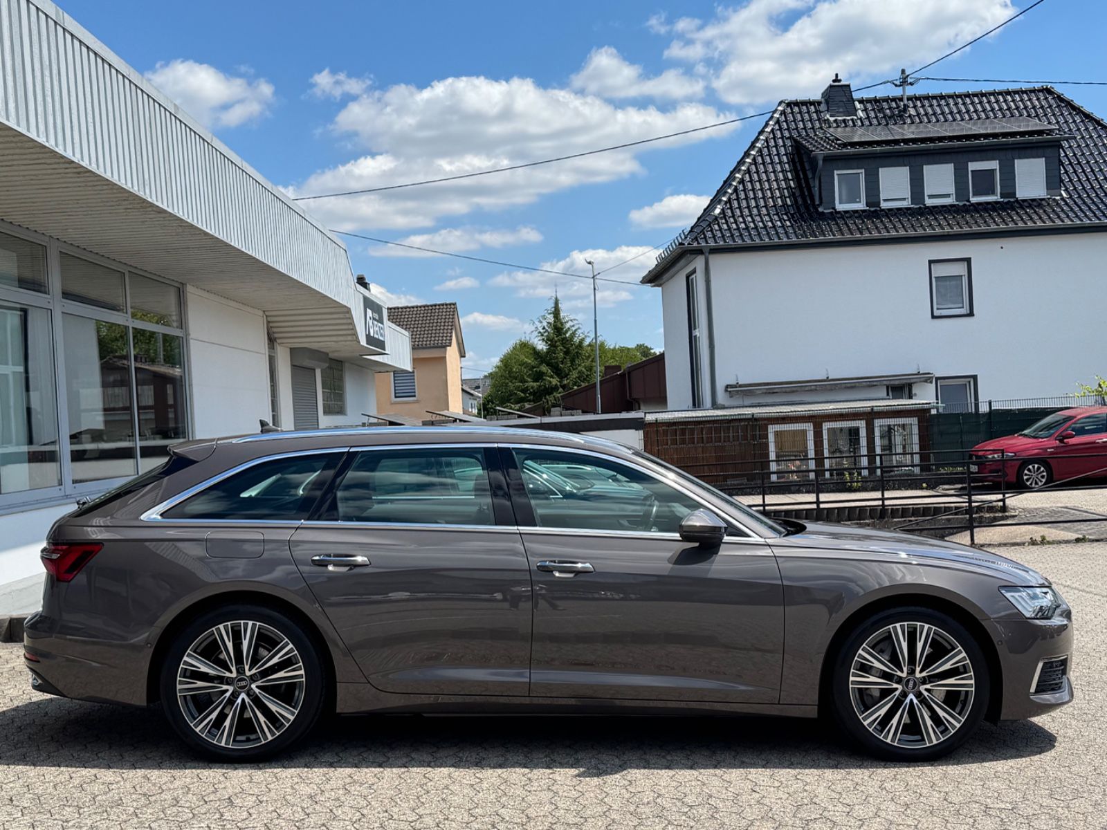 Fahrzeugabbildung Audi A6 50 TFSI e quattro design/LEDER/AHK/CARPLAY/1H