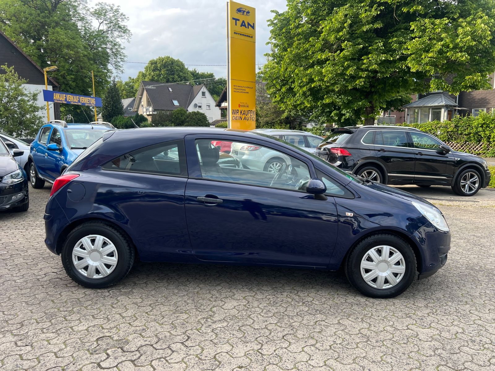 Fahrzeugabbildung Opel Corsa D Selection 1.2 Automatik