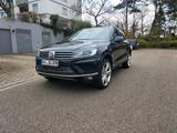 Volkswagen vw touareg  VOLLAUSSTATTUNG - Volkswagen Touareg in Karlsruhe
