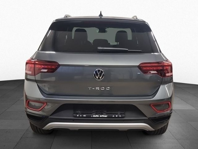 Fahrzeugabbildung Volkswagen T-Roc 1,5 TSI DSG BLACK STYLE VOLLLEDER NAVI AHK