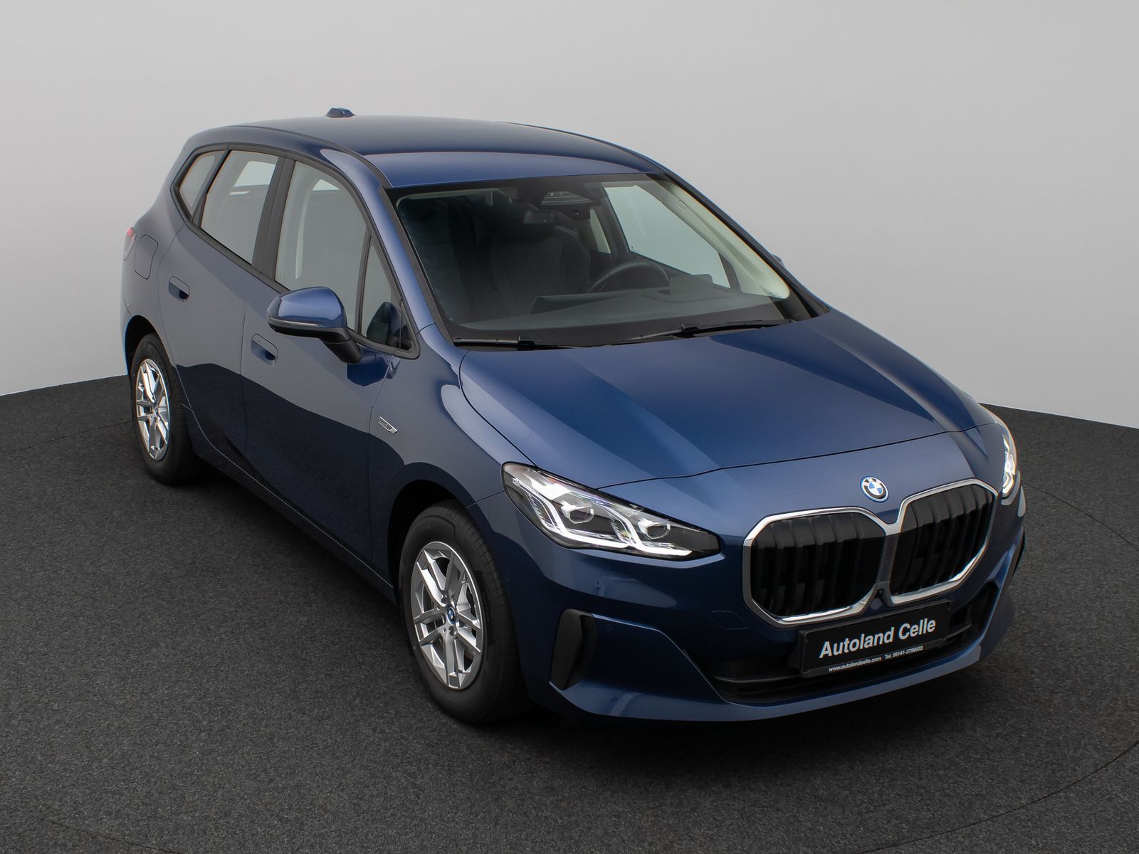 Fahrzeugabbildung BMW 225 Active Tourer  xD 360°HUD DAB H/K Sport LED