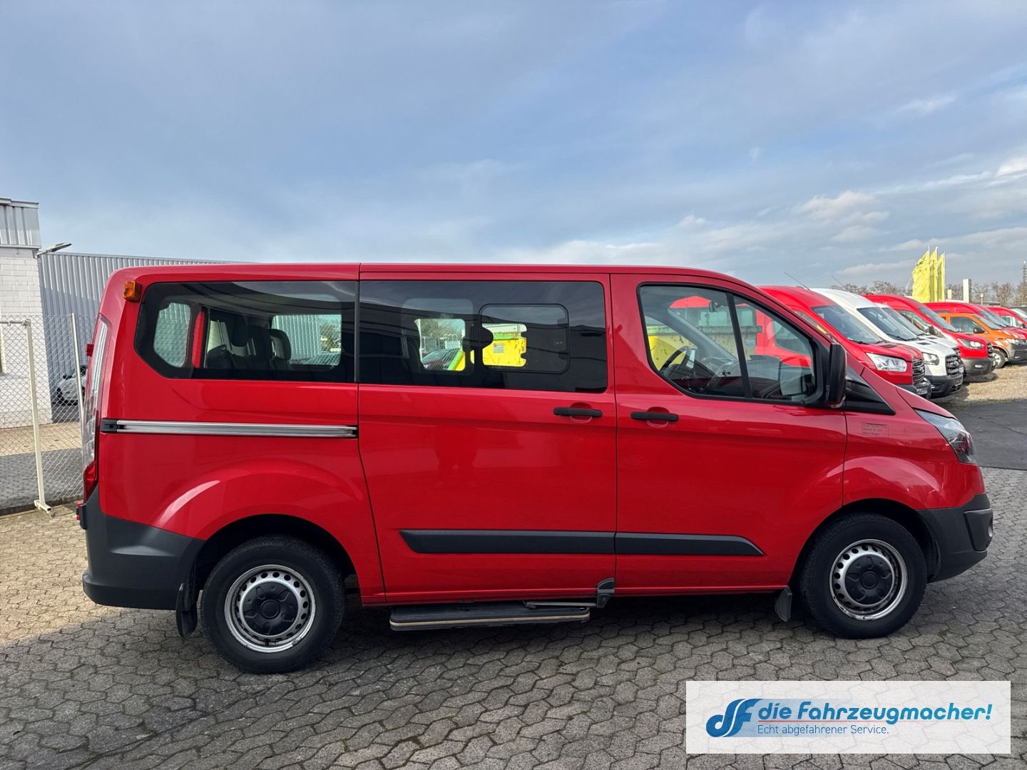 Fahrzeugabbildung Ford Transit Custom 300 L1 *7035 *KLIMA Berganfahrass