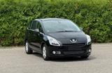Peugeot 5008 Active 1.6 HDI/PANO/AHK/PDC/MFL/TOP/ - Peugeot 5008 mit Diesel-Antrieb: Kleinbus, 1.6