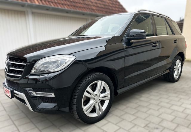 Mercedes-Benz ML 350 *AMG*AHK*XENON*SSD*1 HAND*