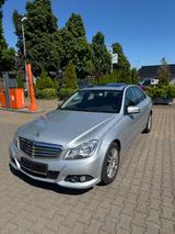 Mercedes-Benz C 180 CGI BlueEFFICIENCY ELEGANCE - Mercedes-Benz mit Benzin-Antrieb: Limousine, 180 Cgi Blueefficiency