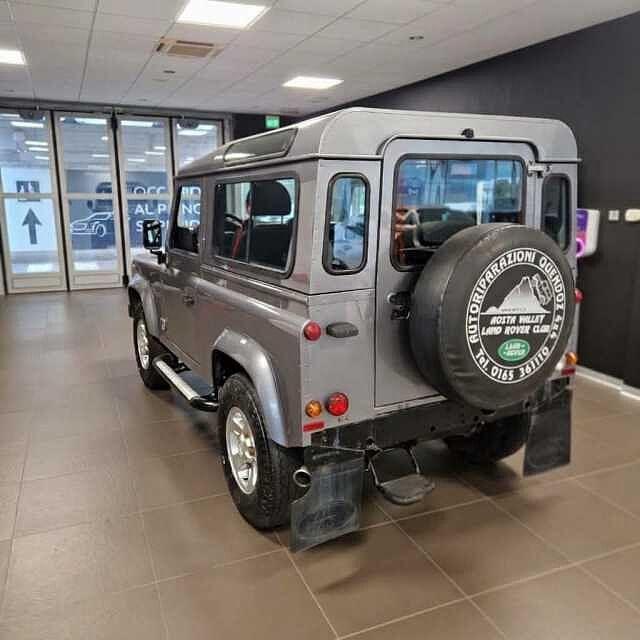 Land Rover Defender 90 2.2 TD4 Pick-Up | 122 ch | BVM | Convenience Pack | Alarme | Vitres athermiques