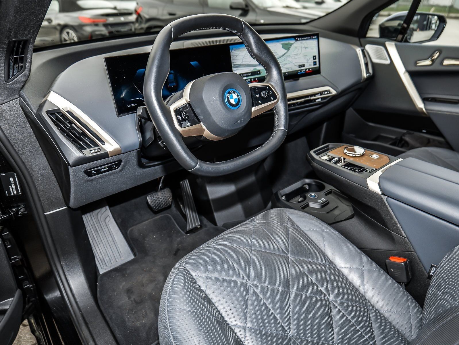 BMW iX - Bild 19