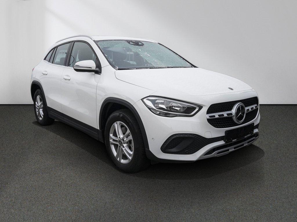 Mercedes-Benz GLA 250 e Style Distronic Rückfahrkamera MBUX