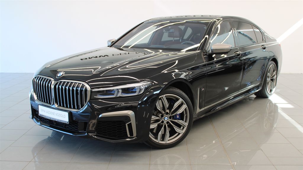 BMW M760