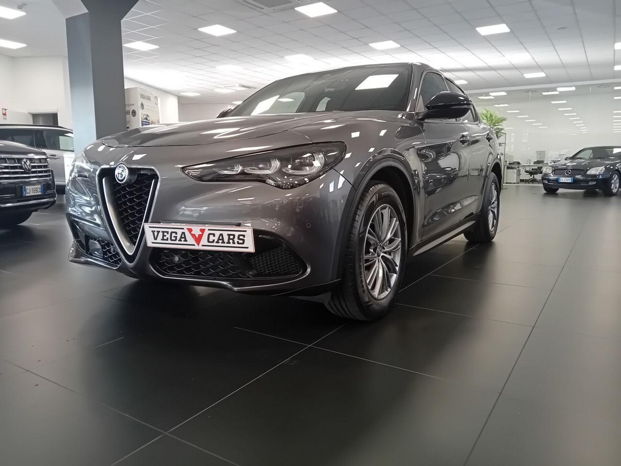 Alfa Romeo Stelvio 2.2 Turbodiesel 210 CV AT8 Q4