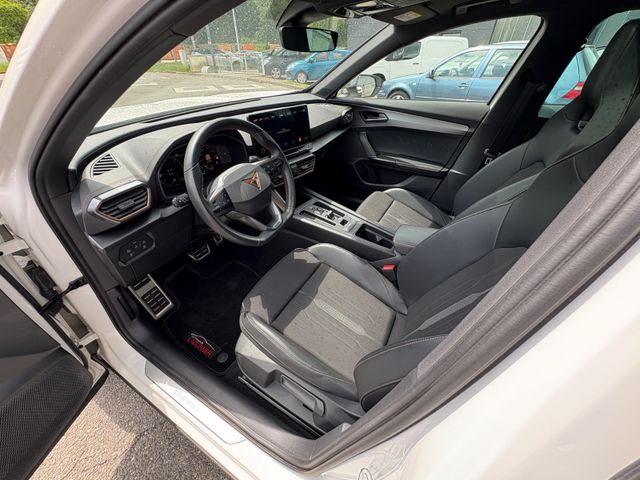 Formentor VZ 1.4l e-Hybrid *RFK/Navi/Ahk/Pano*