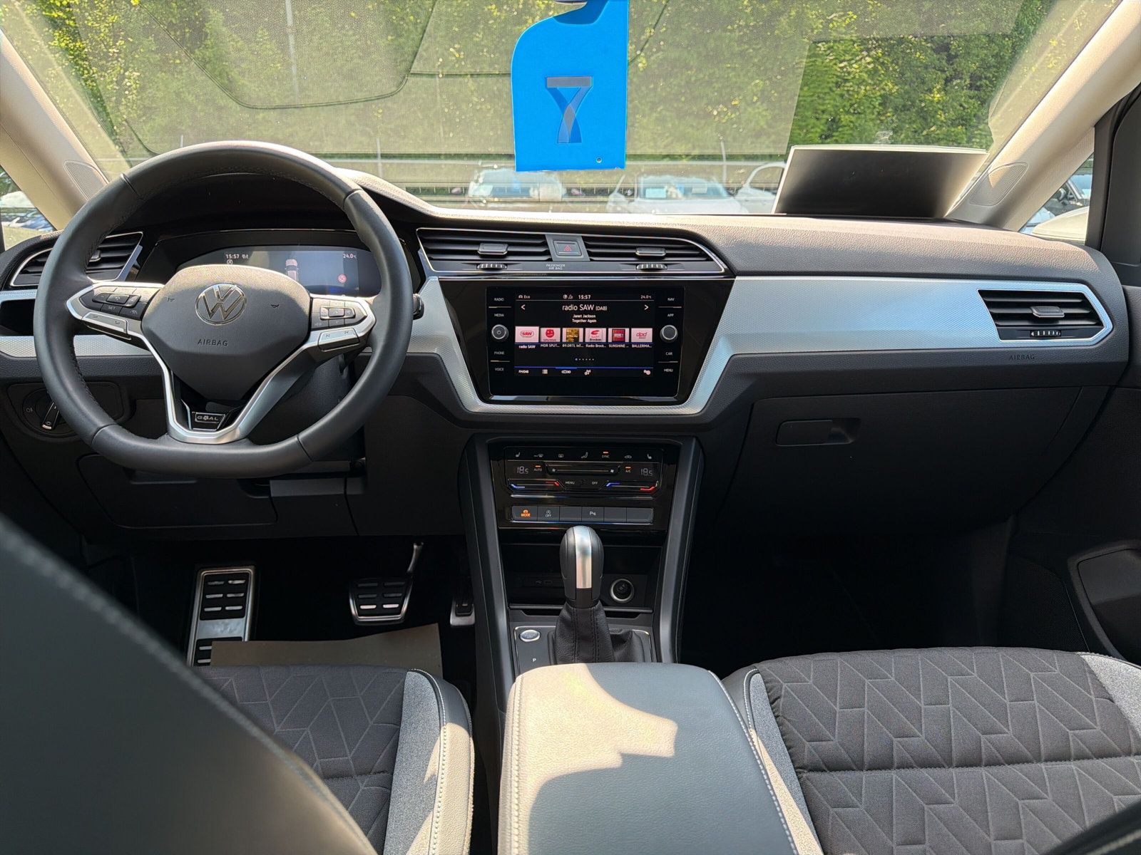Touran R-Line TSi DSG 7S Navi LED Kamera