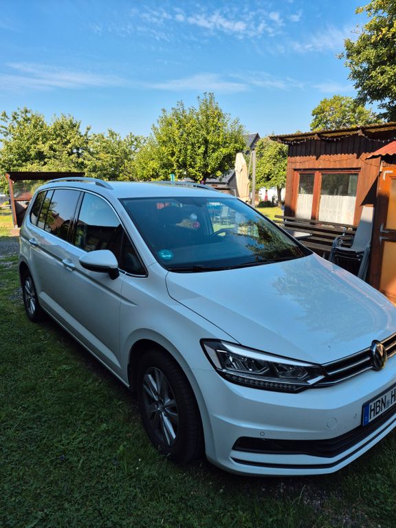Image of Volkswagen Touran