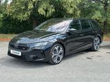 Skoda RS 195kW DSG Matrix NAVI DCC KAMERA eHK LM19"AHK - Skoda Octavia Jahreswagen: Kombi, RS