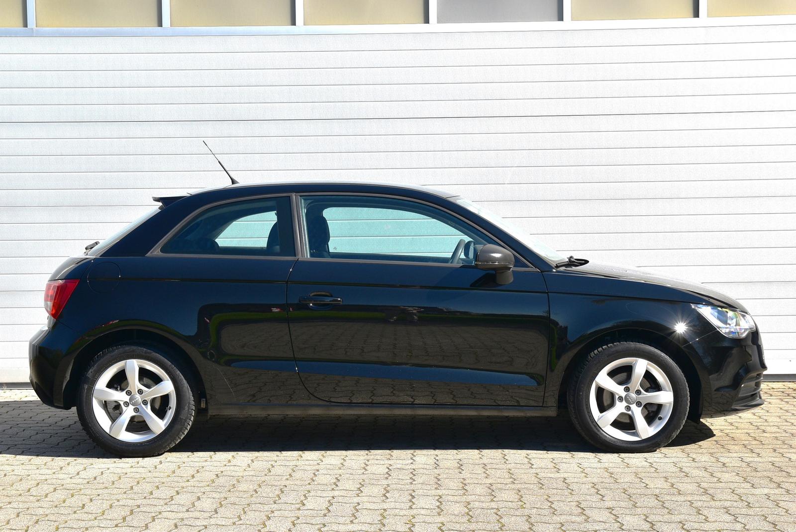 Audi A1 attraction Klima/Elektr. Fensterh/2-HAND
