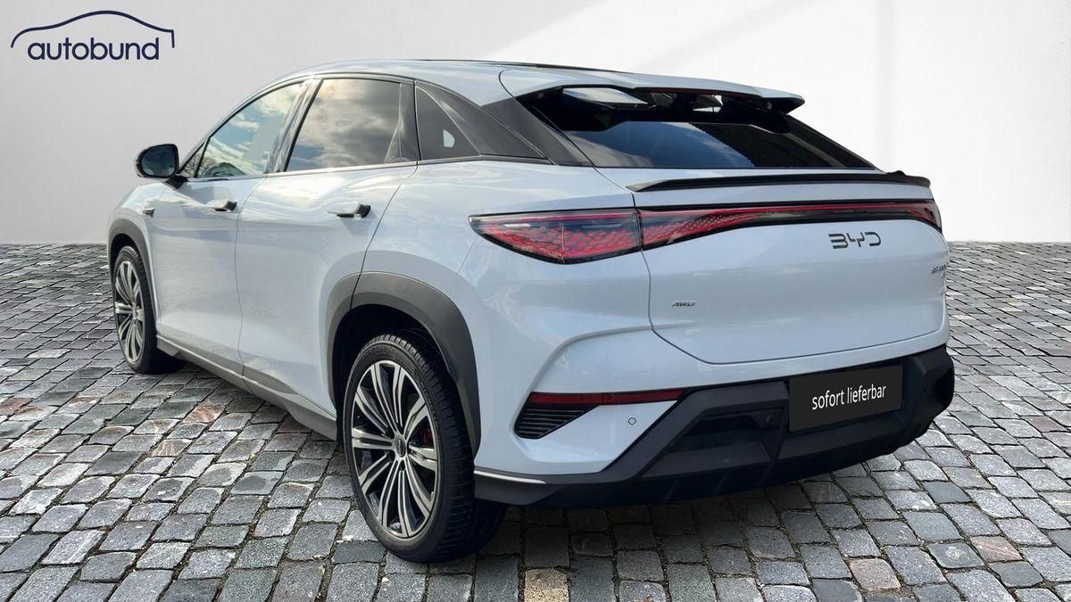 BYD SEALION 7