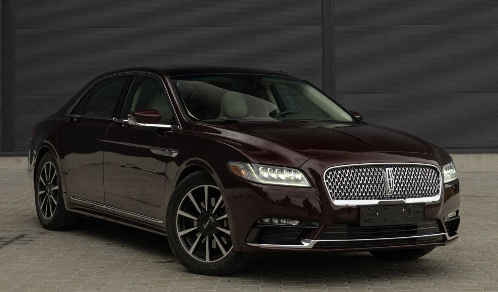 2017 Lincoln Continental