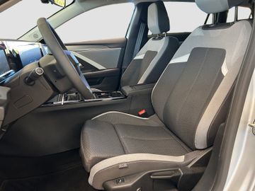 Fotografie 13 des Opel Astra L ST Enjoy Kamera LED Sitz-/Lenkradheizung
