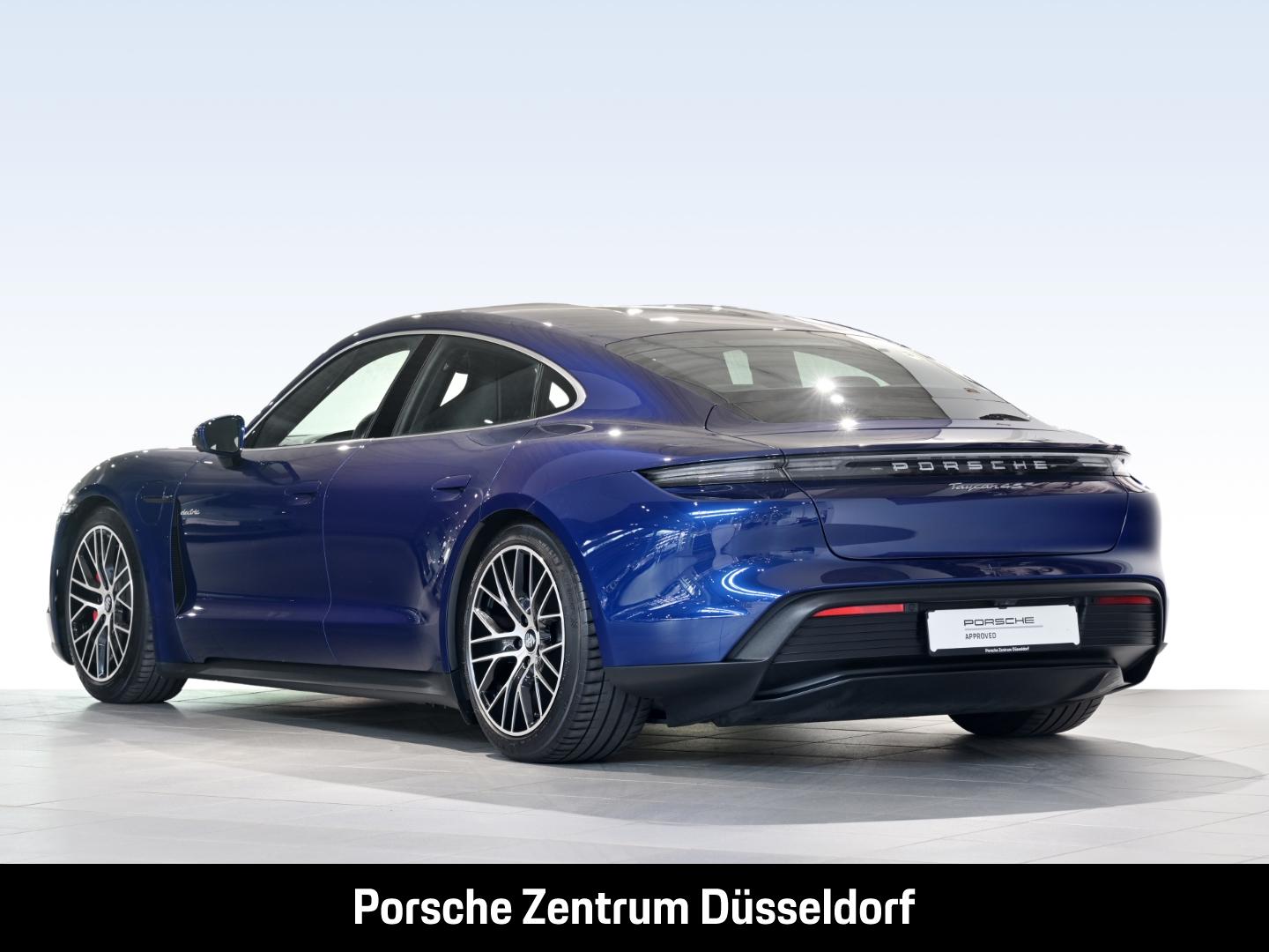 Porsche Taycan 4S HA-Lenkung InnoDrive LED-Matrix